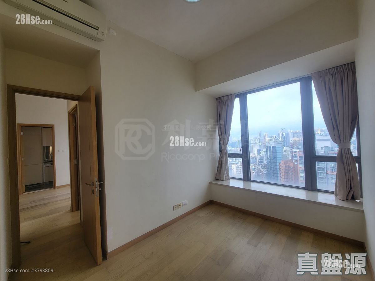 Grand Austin Sell 2 Bedrooms , 1 Bathroom 540 ft²