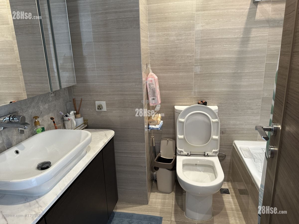 La Mansion Rental 3 Bedrooms , 3 Bathrooms 1,589 ft²