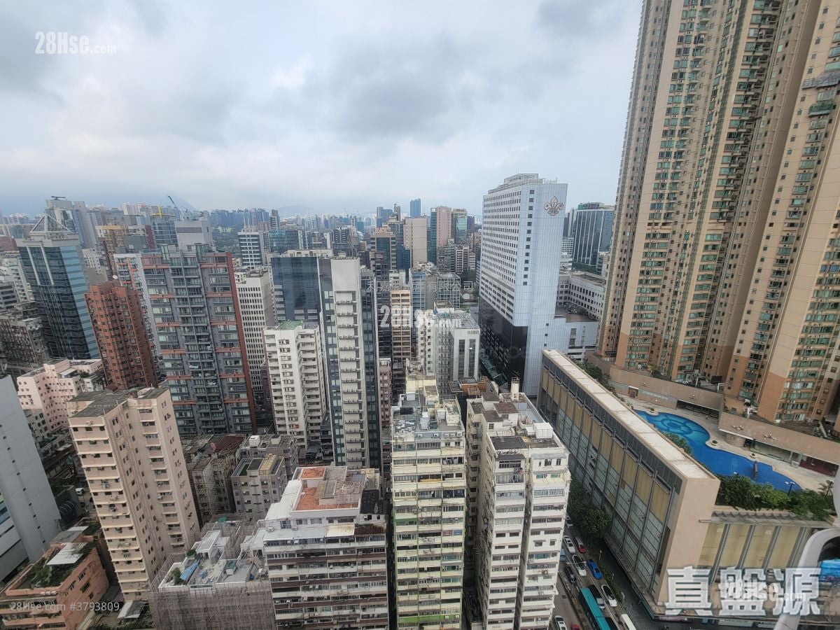 Grand Austin Sell 2 Bedrooms , 1 Bathroom 540 ft²