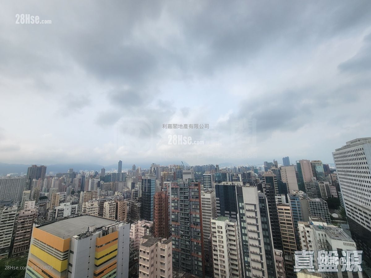 Grand Austin Sell 2 Bedrooms , 1 Bathroom 540 ft²