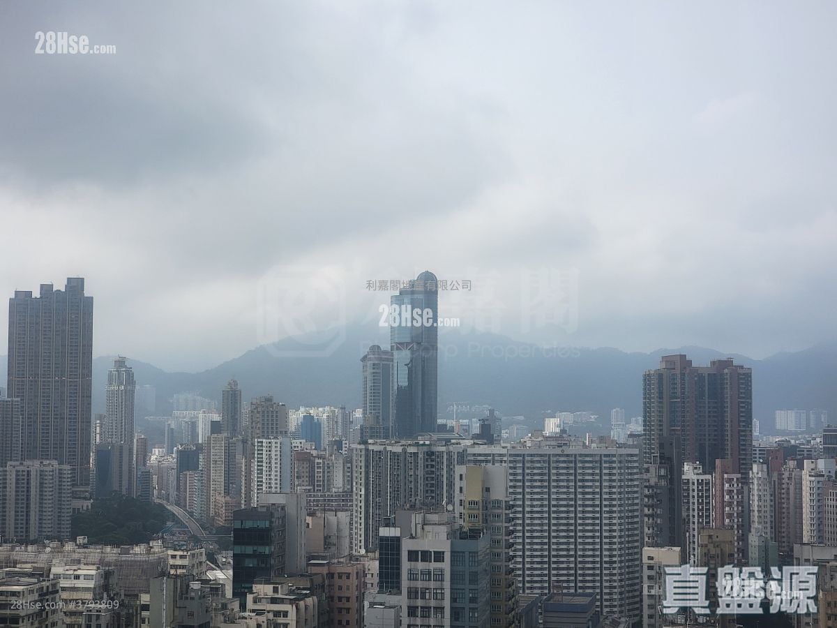 Grand Austin Sell 2 Bedrooms , 1 Bathroom 540 ft²