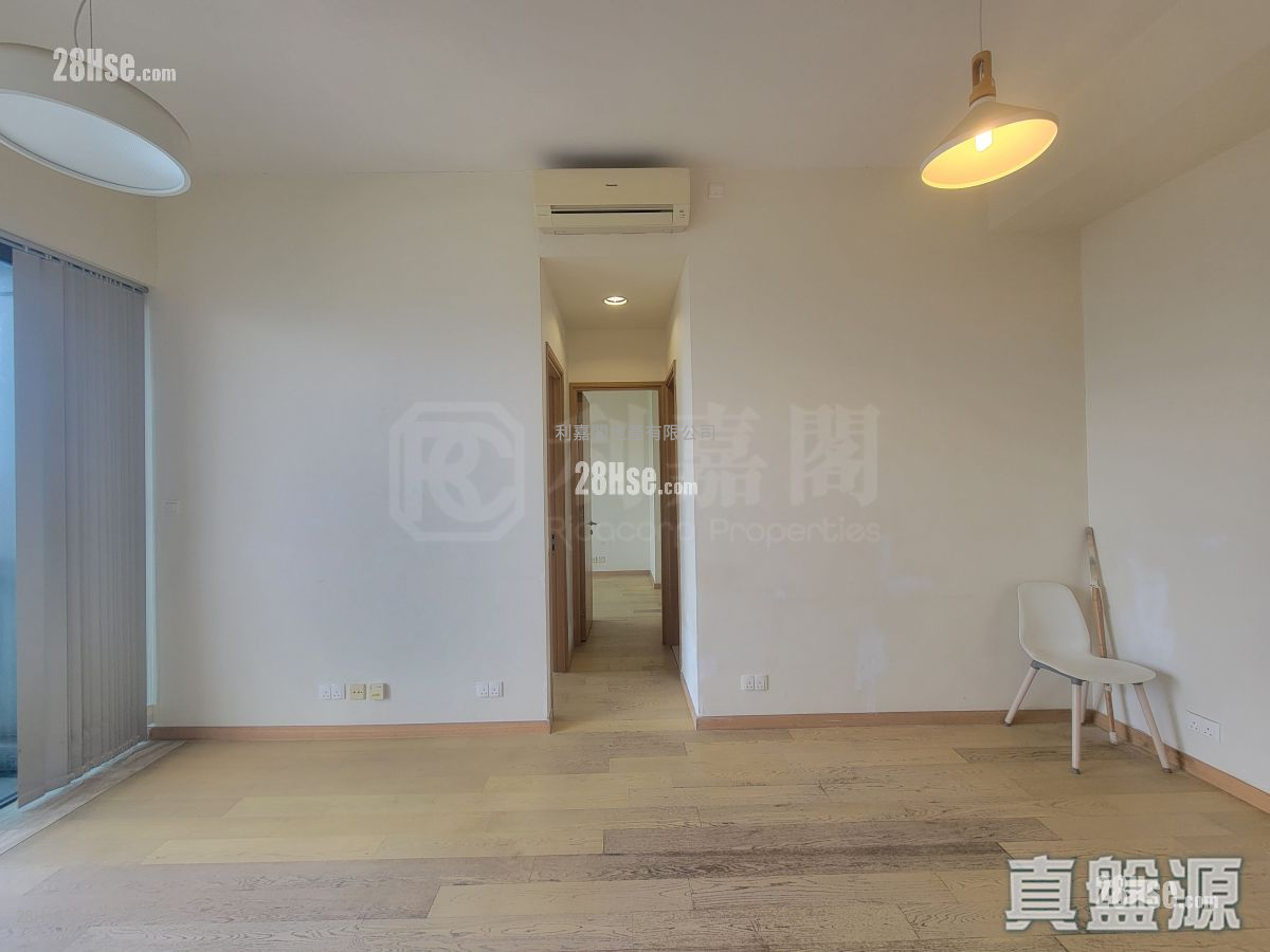 Grand Austin Sell 2 Bedrooms , 1 Bathroom 540 ft²