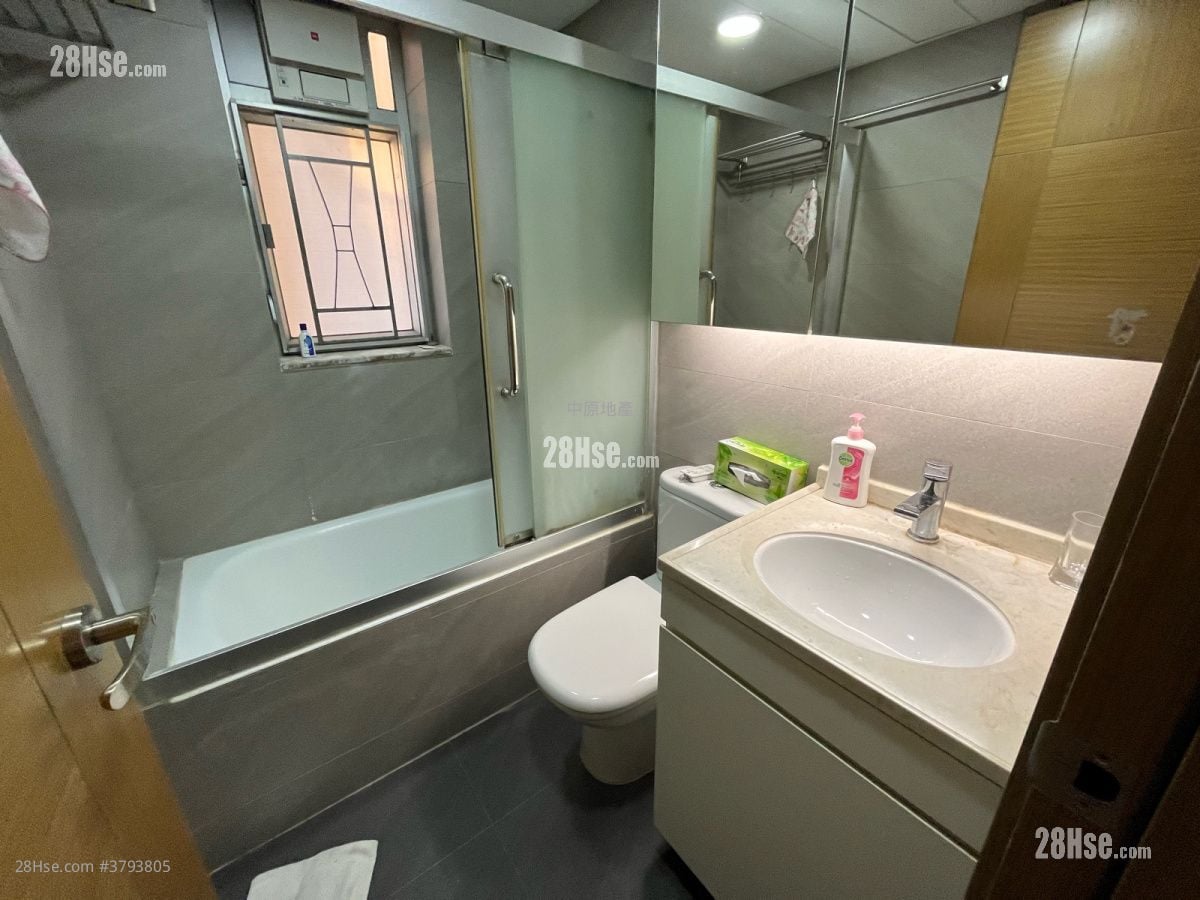 City One Shatin Sell 4 Bedrooms , 2 Bathrooms 853 ft²