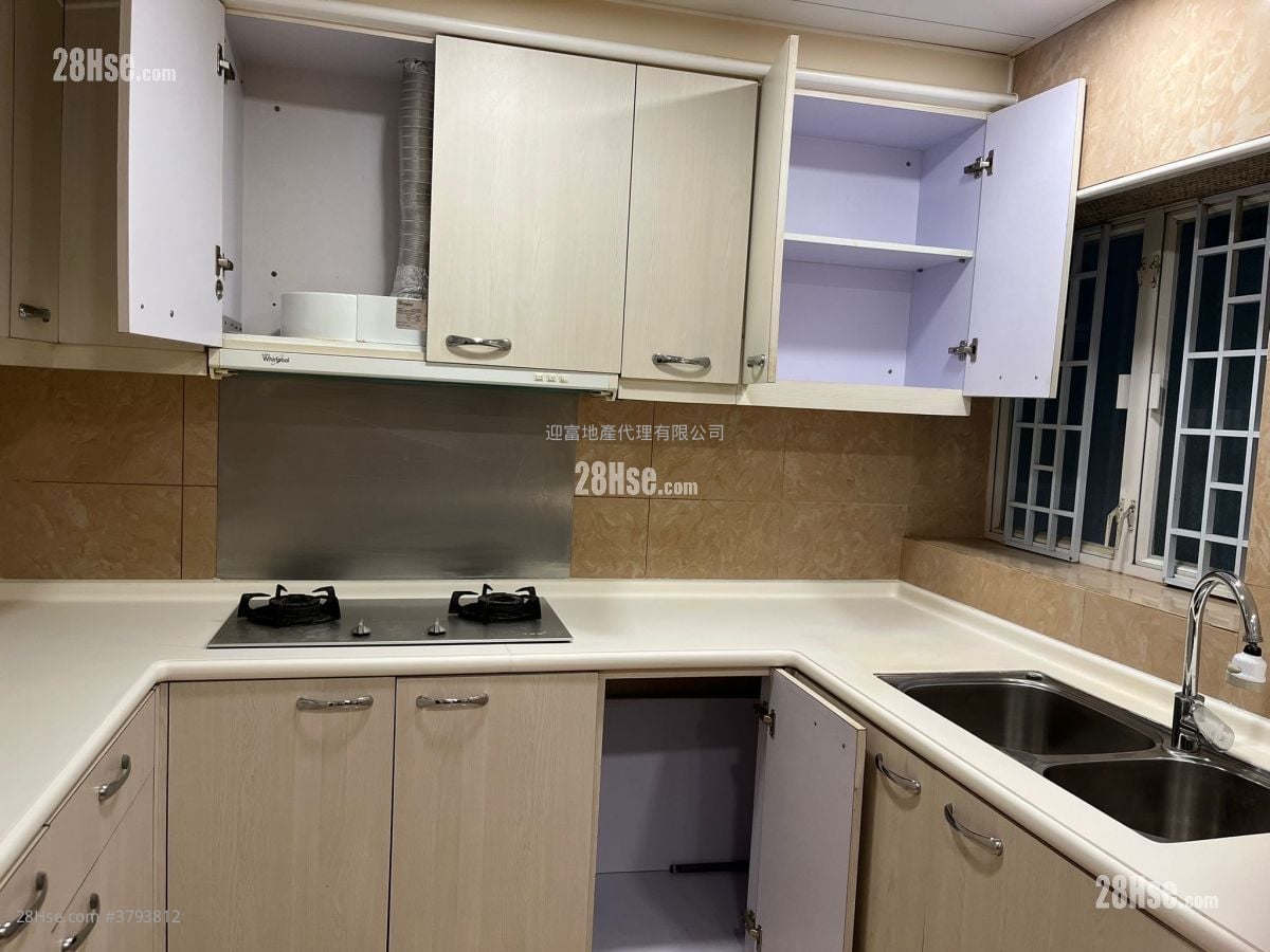 海逸豪园 租盘 3 房 , 2 浴室 1,113 平方尺