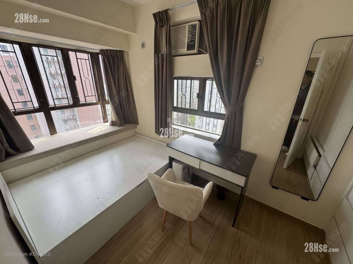 嘉景台 售盘 2 房 436 平方尺