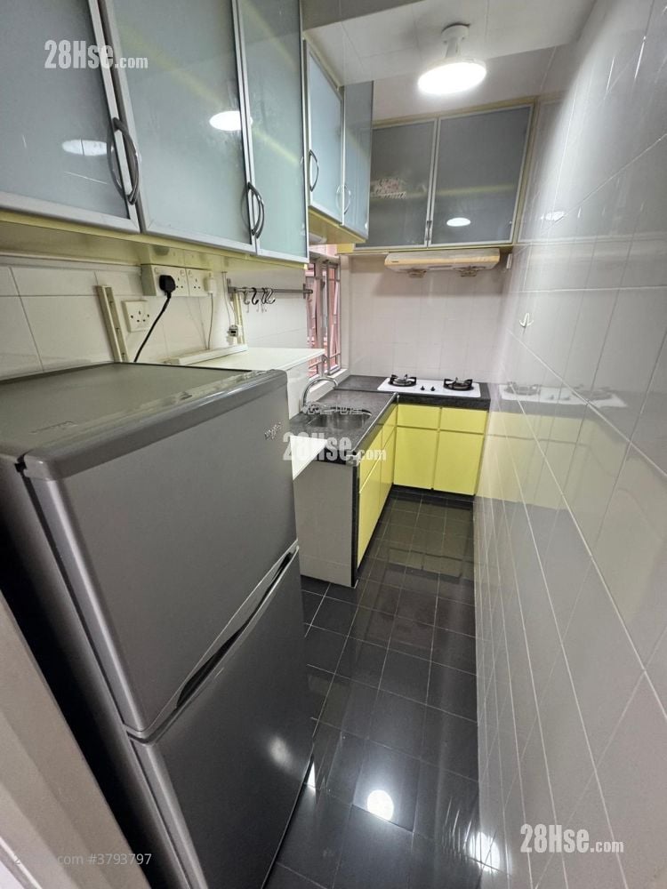 Valiant Court Rental 2 Bedrooms , 1 Bathroom