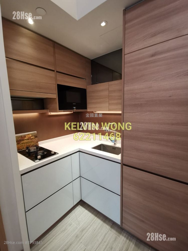 Arbour Sell 2 Bedrooms , 2 Bathrooms 511 ft²