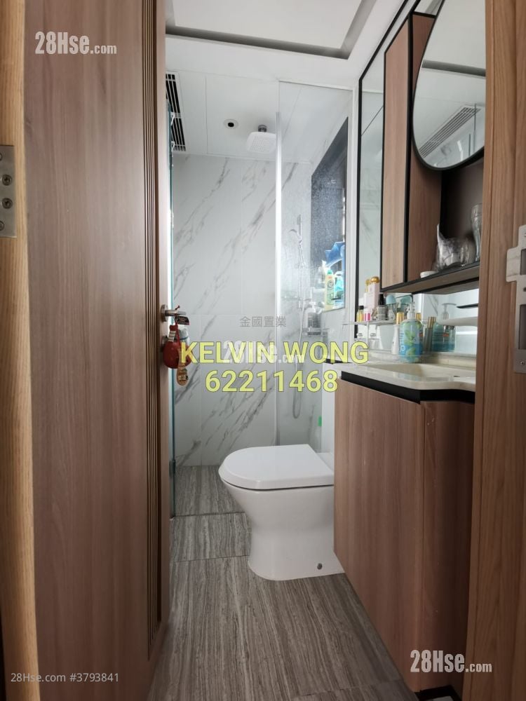 Arbour Sell 2 Bedrooms , 2 Bathrooms 511 ft²