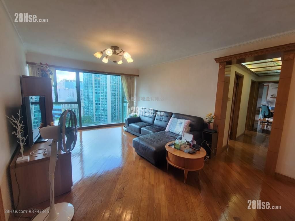 海逸豪园 售盘 3 房 1,100 平方尺