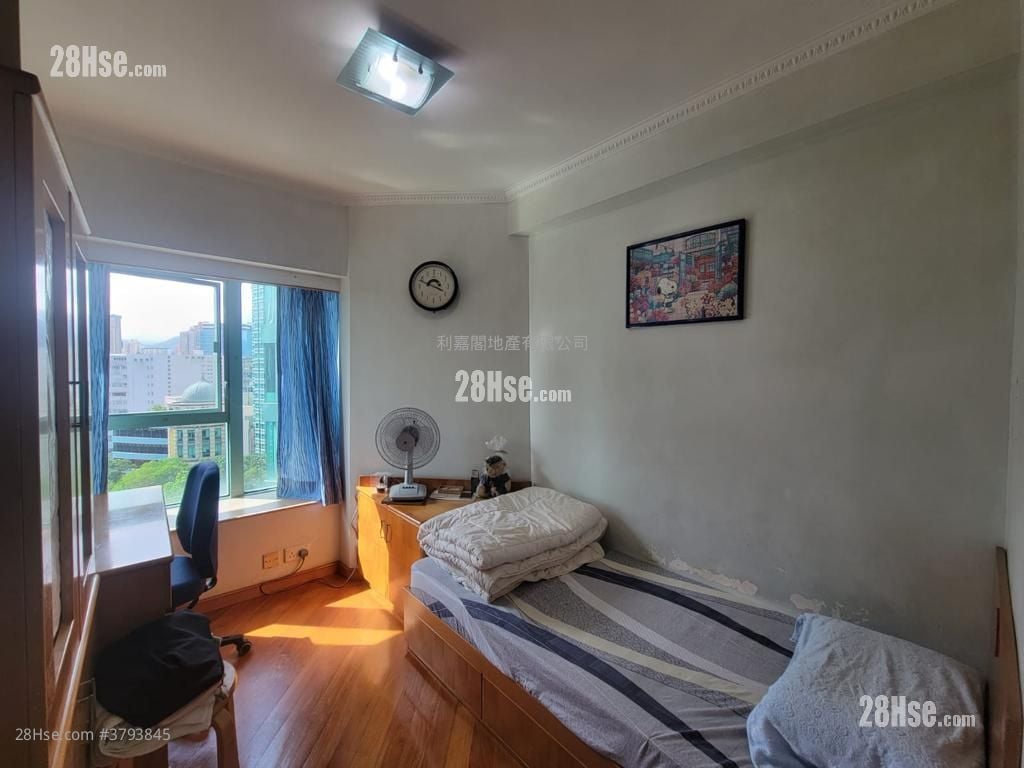 海逸豪园 售盘 3 房 1,100 平方尺