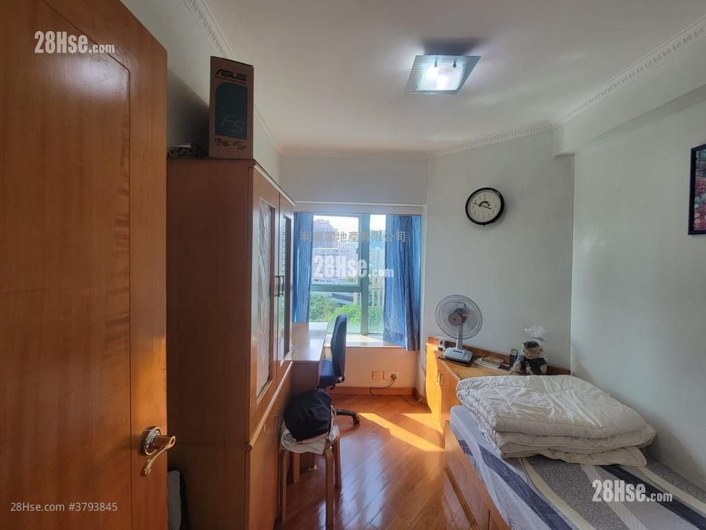 海逸豪园 售盘 3 房 1,100 平方尺