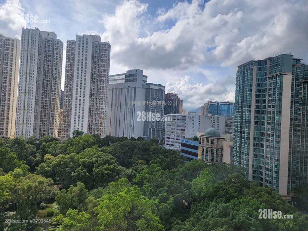 海逸豪园 售盘 3 房 1,100 平方尺