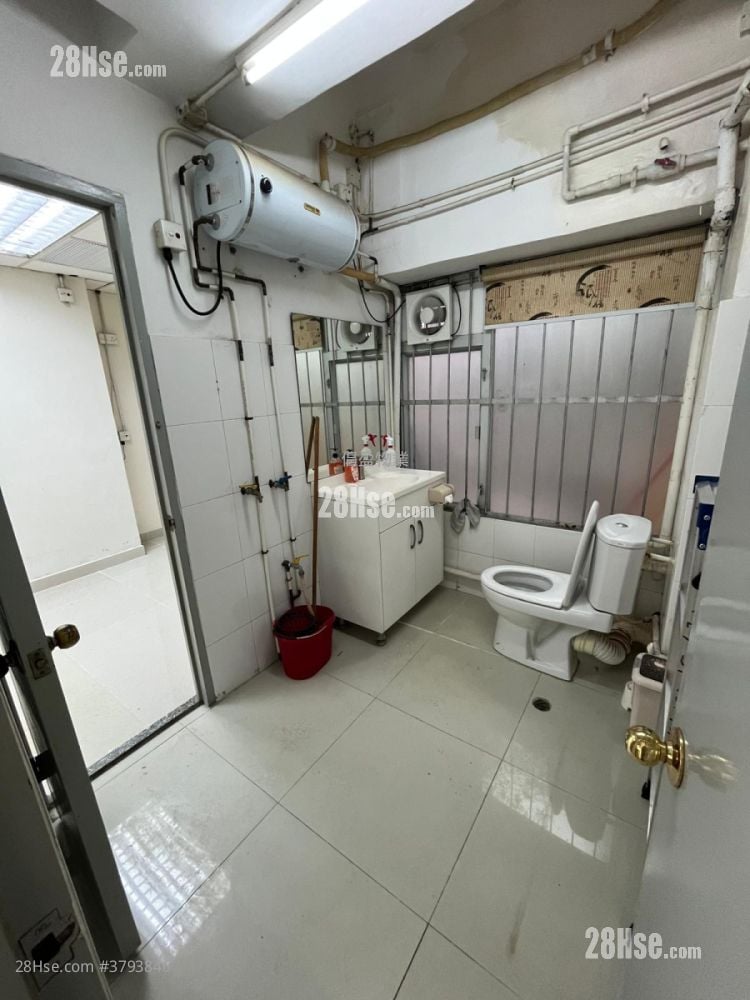 开联工业中心 租盘 663 平方尺