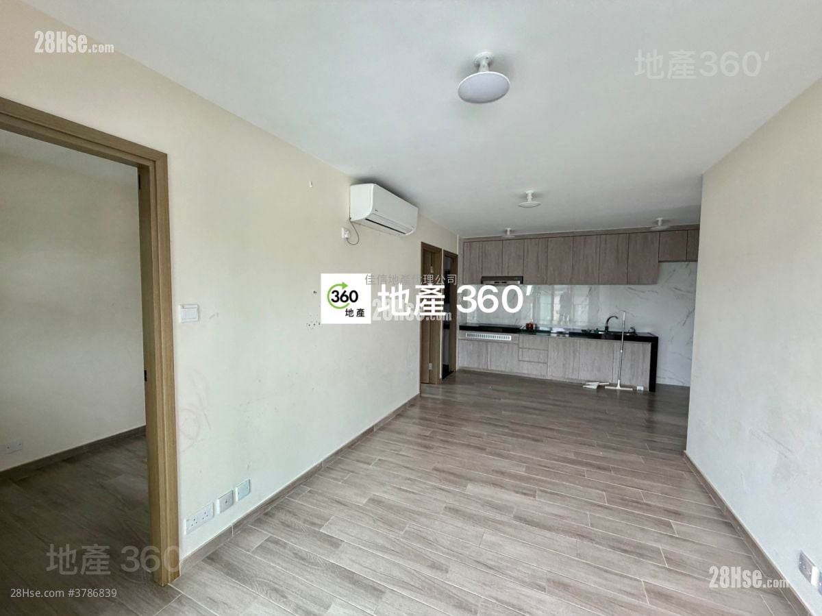 Village Sell 3 Bedrooms , 2 Bathrooms 630 ft²