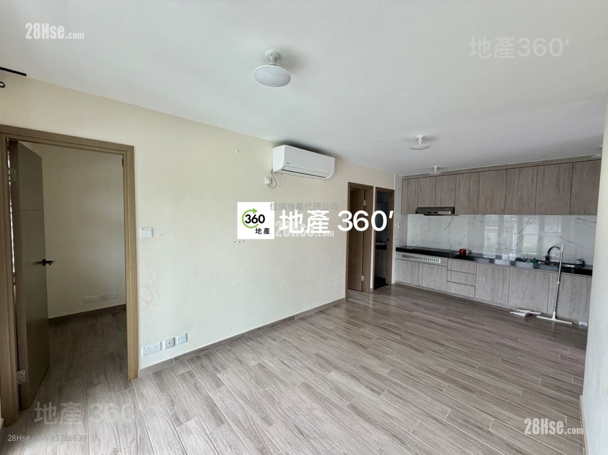 Village Sell 3 Bedrooms , 2 Bathrooms 630 ft²