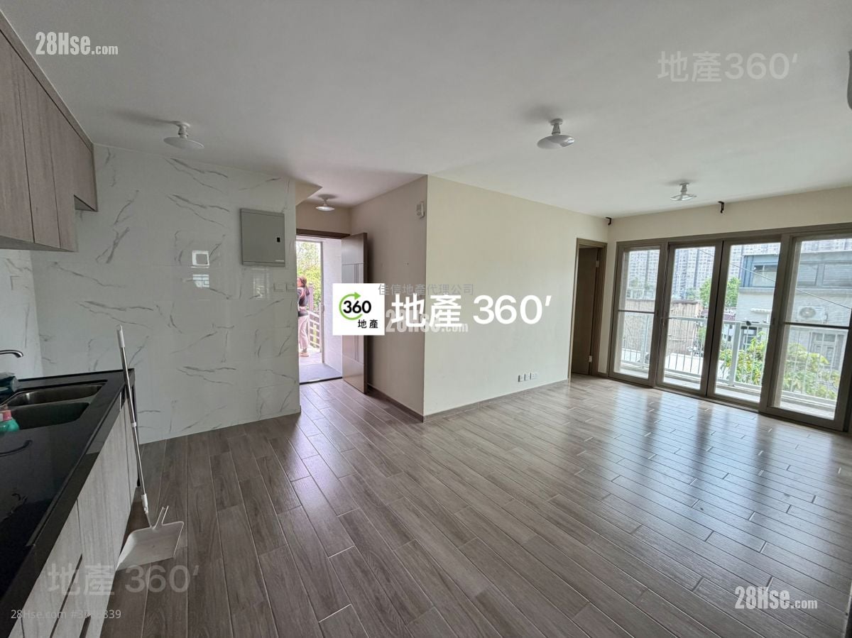 Village Sell 3 Bedrooms , 2 Bathrooms 630 ft²