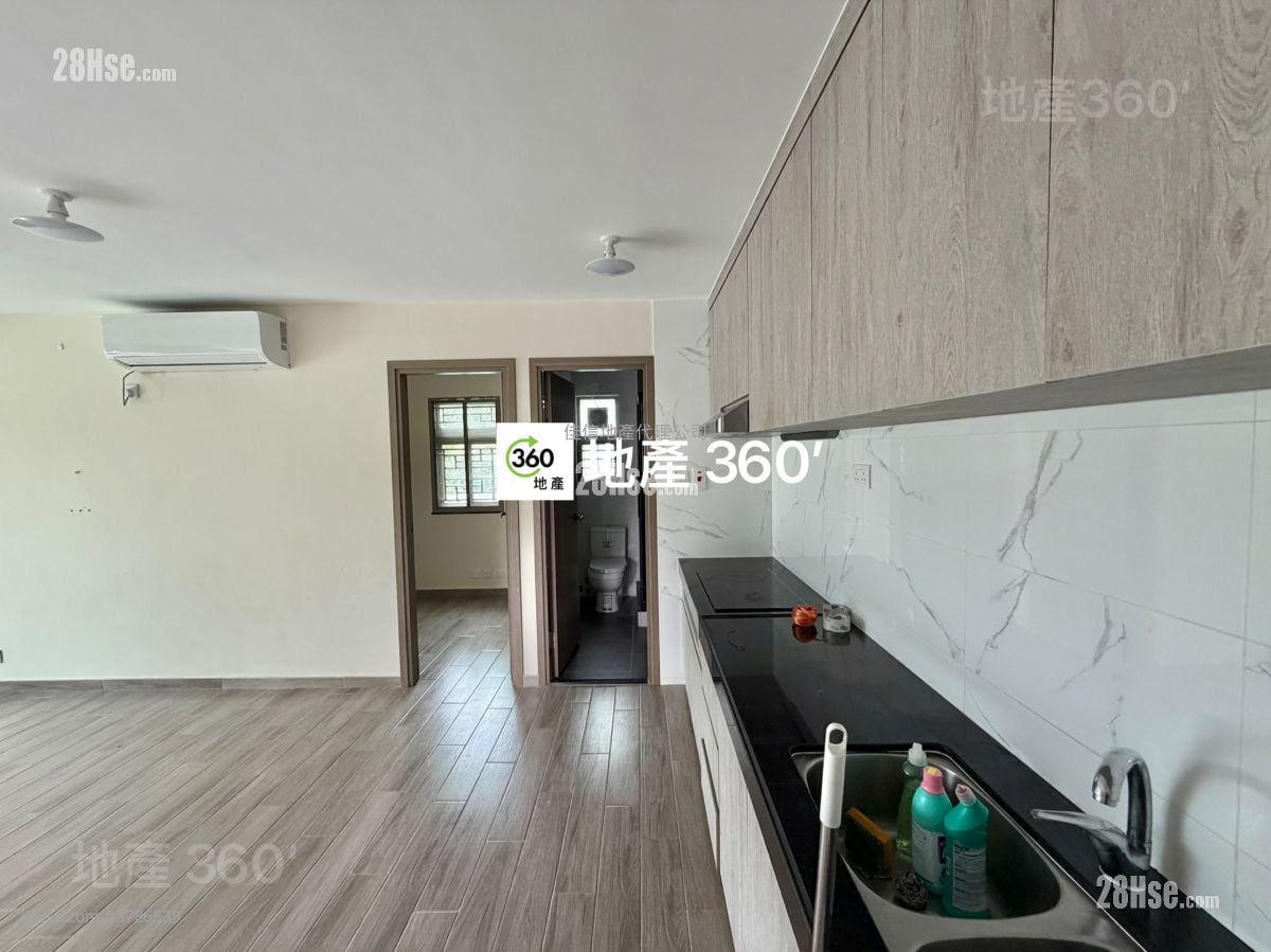 Village Sell 3 Bedrooms , 2 Bathrooms 630 ft²