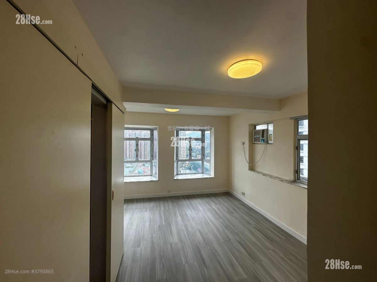 Shatin Centre Sell 288 ft²