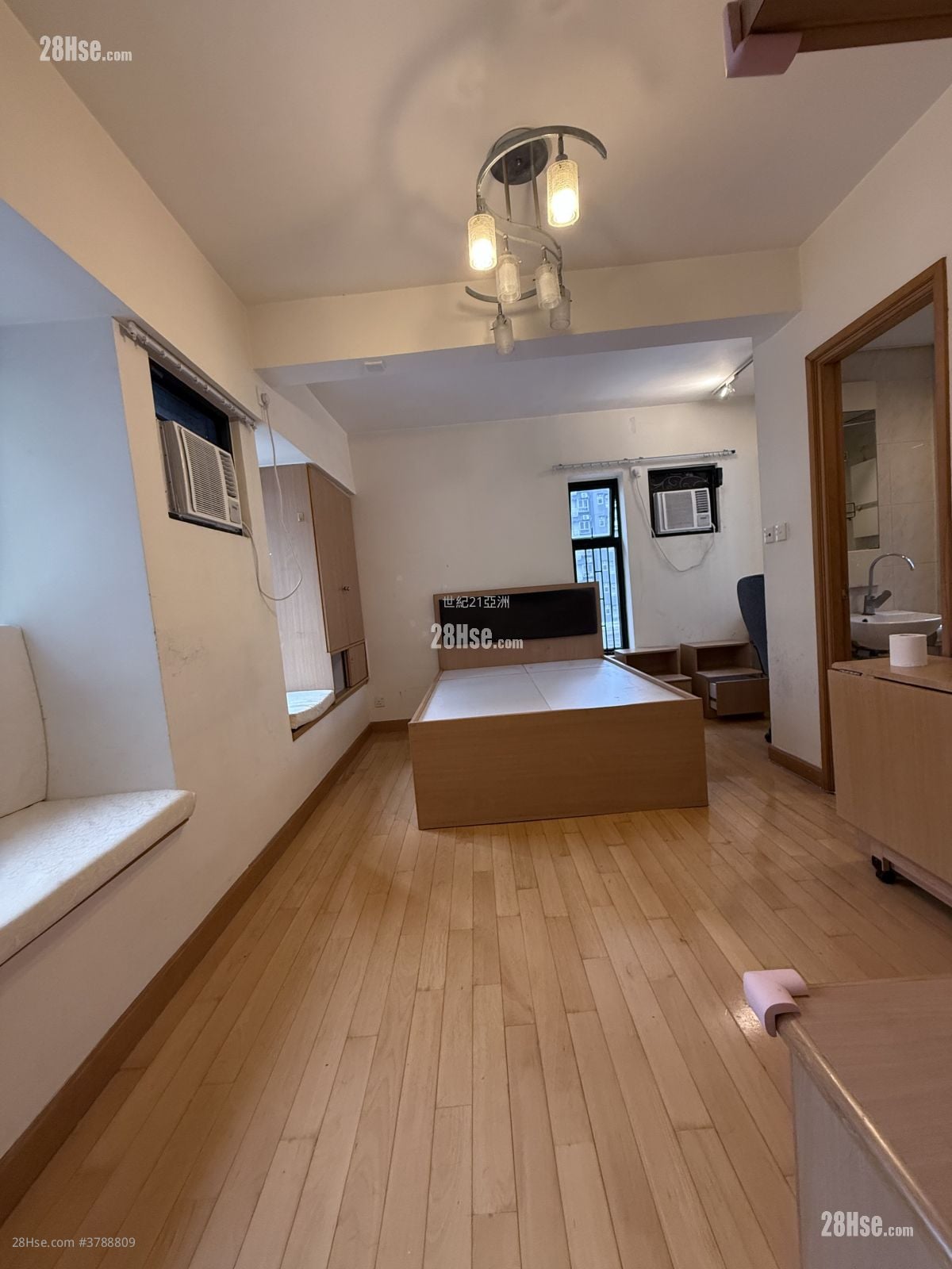 112 Johnston Road Rental Studio , 1 Bathroom 233 ft²