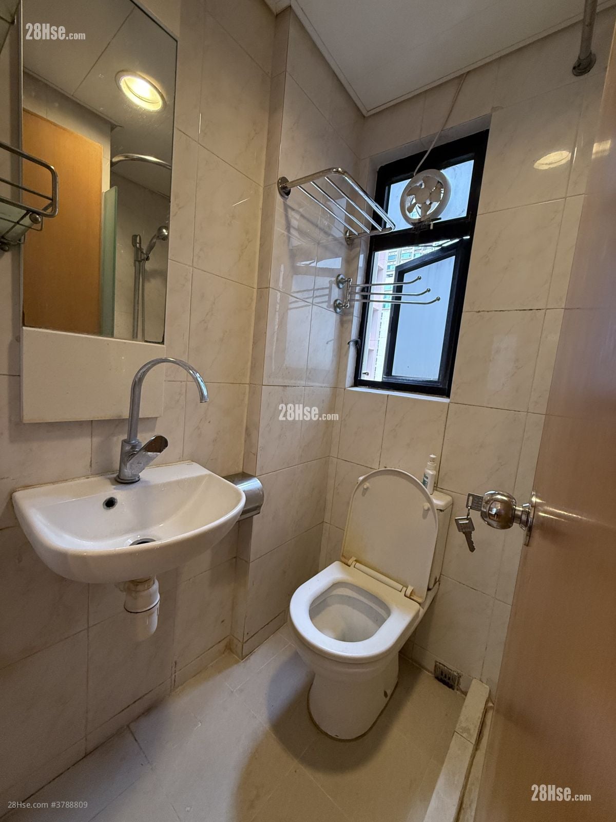 112 Johnston Road Rental Studio , 1 Bathroom 233 ft²