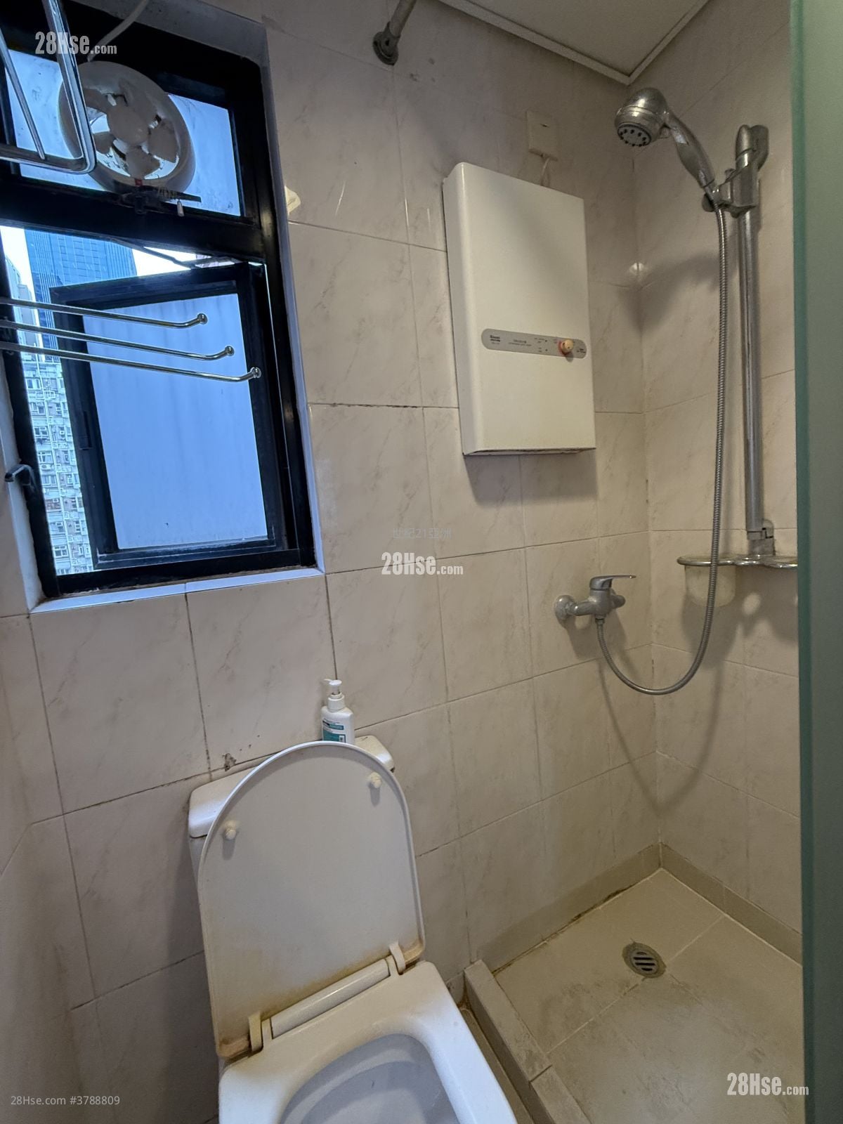 112 Johnston Road Rental Studio , 1 Bathroom 233 ft²