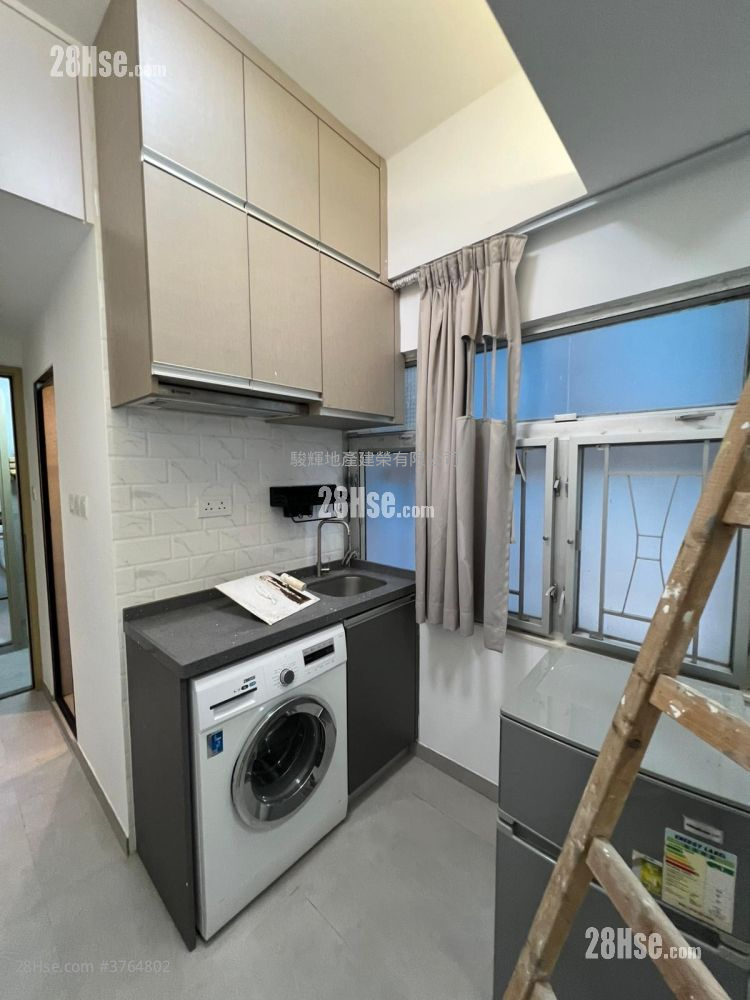 Overseas Court Rental Studio , 1 Bathroom 170 ft²