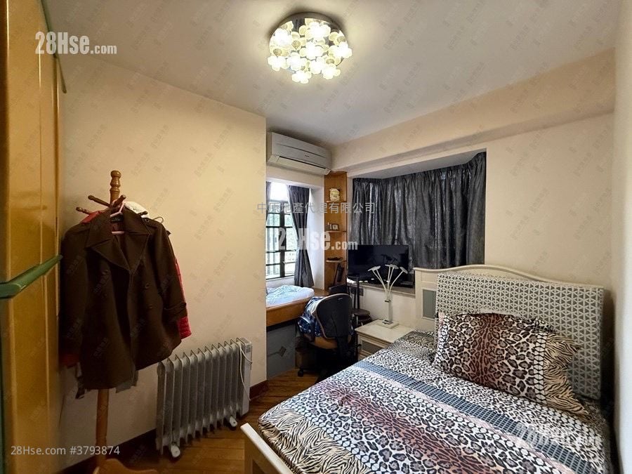 Bellevue Heights Sell 3 Bedrooms 1,025 ft²