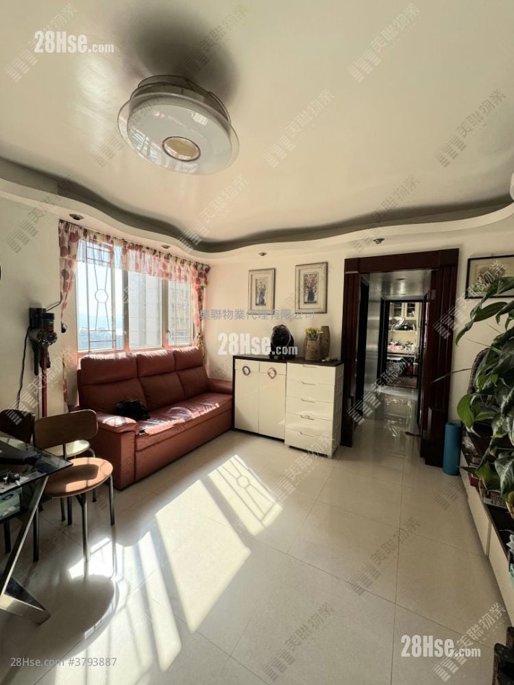 Bauhinia Garden Sell 3 Bedrooms , 1 Bathroom 590 ft²