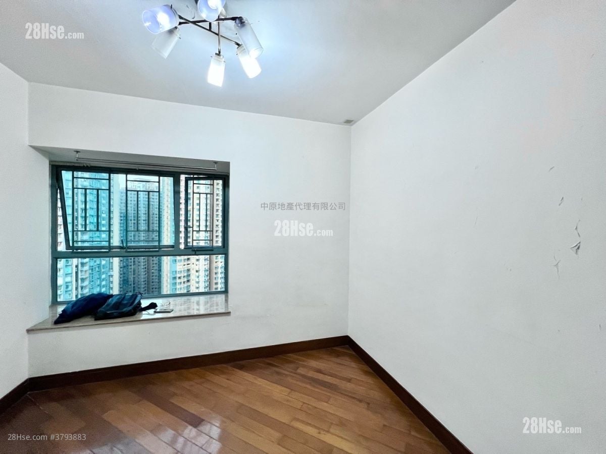 碧海蓝天 售盘 3 房 588 平方尺