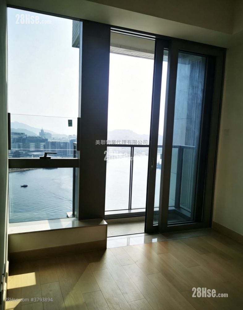 Marini Rental 2 Bedrooms , 1 Bathroom 522 ft²