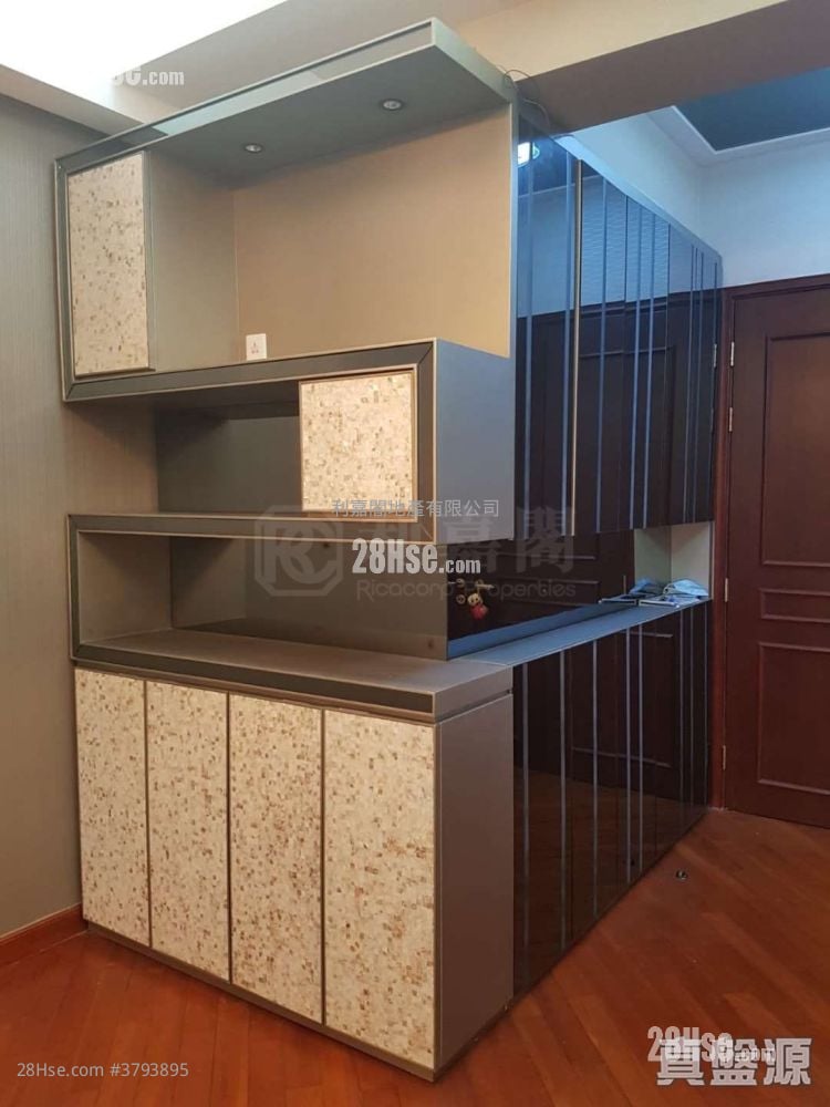 帝峰皇殿 售盘 4 房 , 3 浴室 1,060 平方尺