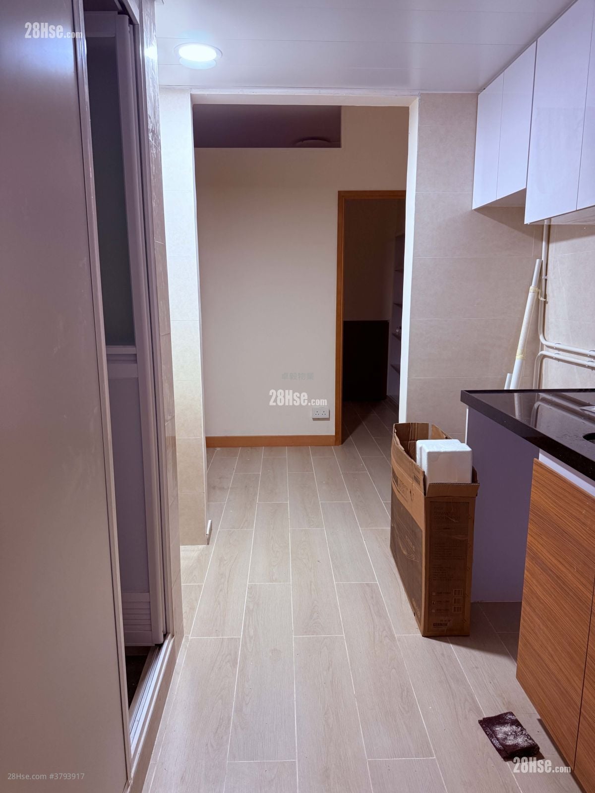 村屋 租盘 1 房 , 1 浴室 300 平方尺