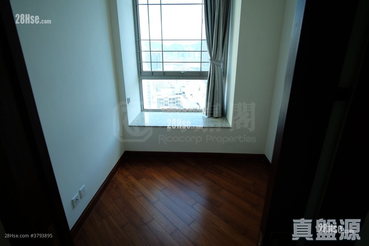 帝峰皇殿 售盘 4 房 , 3 浴室 1,060 平方尺