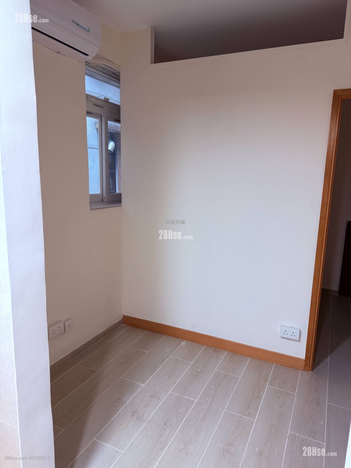 村屋 租盘 1 房 , 1 浴室 300 平方尺