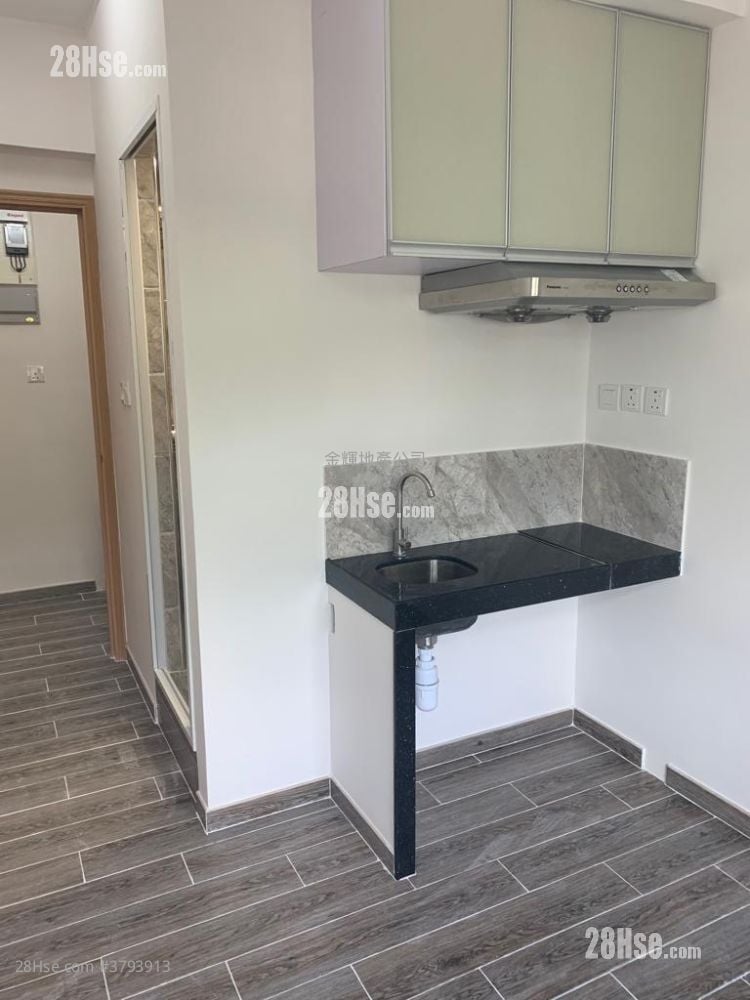 Hang Fook Building Rental Studio , 1 Bathroom 120 ft²