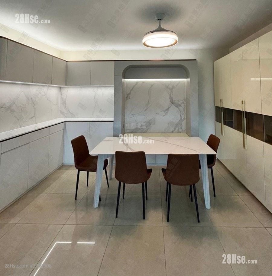 Festival City Sell 4 Bedrooms , 2 Bathrooms 1,038 ft²