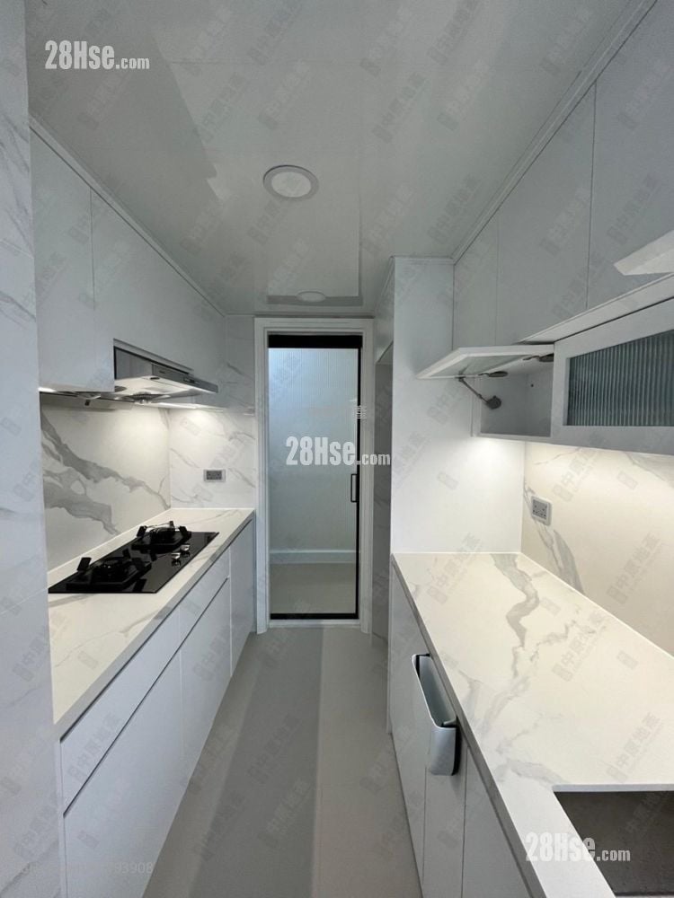 Festival City Sell 4 Bedrooms , 2 Bathrooms 1,038 ft²