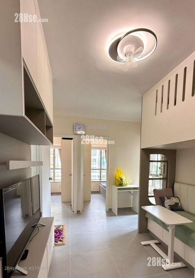 冠丰大厦 售盘 2 房 , 1 浴室 329 平方尺