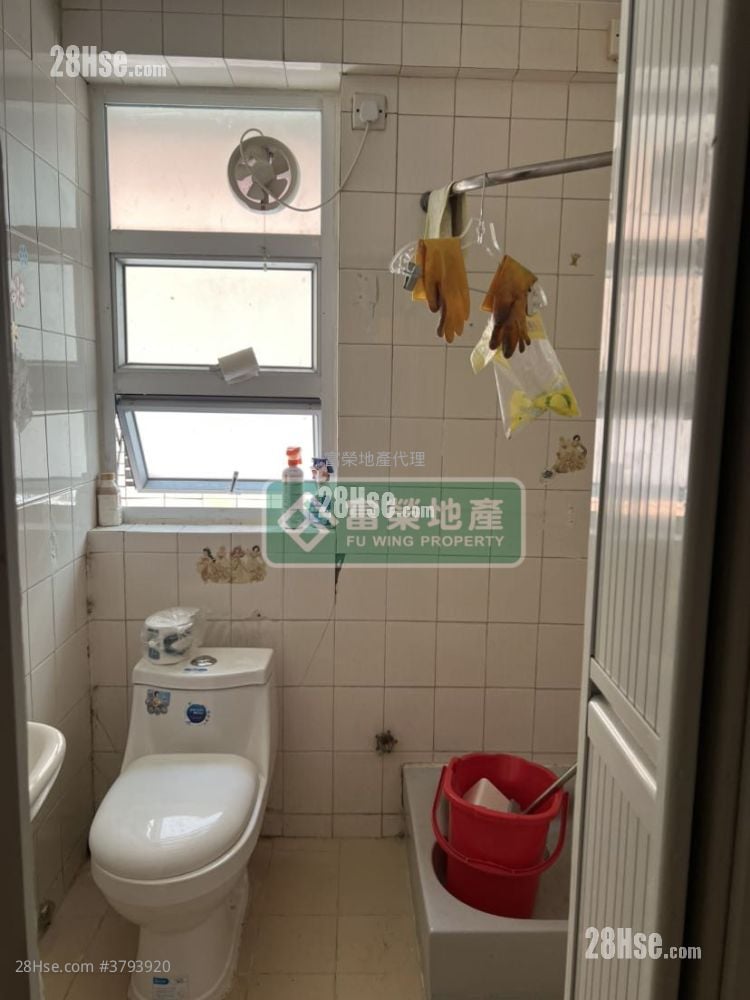 怡辉大楼 租盘 1 房 , 1 浴室 800 平方尺