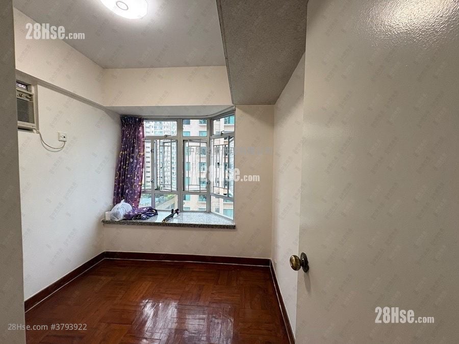 Ma On Shan Centre Sell 2 Bedrooms 375 ft²