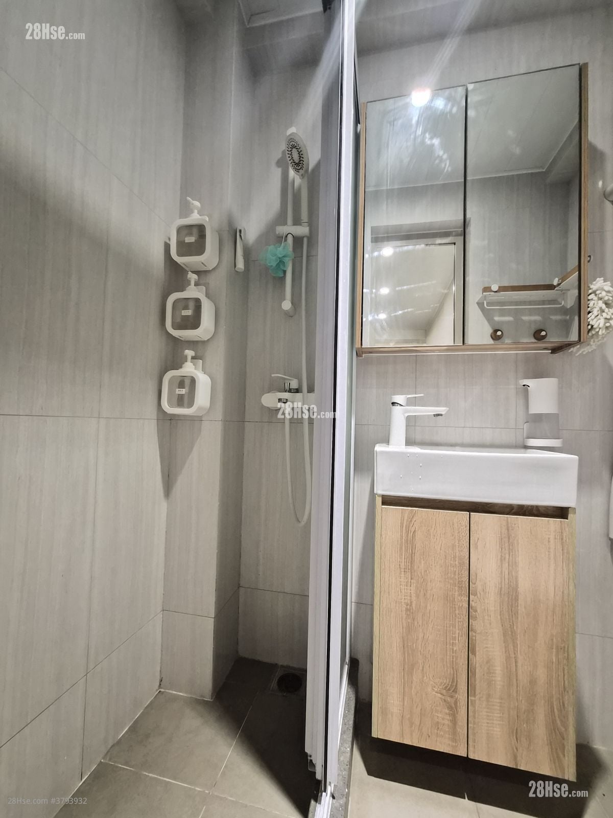 利基大厦 售盘 1 房 , 1 浴室 260 平方尺