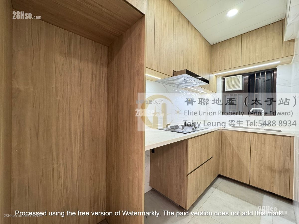 Edward Mansion Sell 4 Bedrooms , 2 Bathrooms 855 ft²