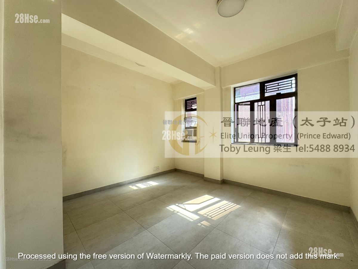 Edward Mansion Sell 4 Bedrooms , 2 Bathrooms 855 ft²