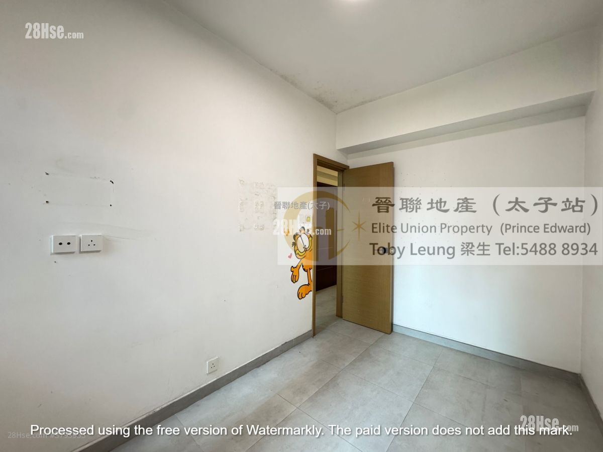 Edward Mansion Sell 4 Bedrooms , 2 Bathrooms 855 ft²