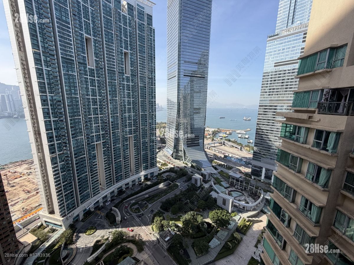 漾日居 售盘 4 房 , 3 浴室 1,681 平方尺