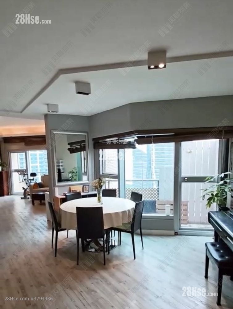 漾日居 售盘 4 房 , 3 浴室 1,681 平方尺