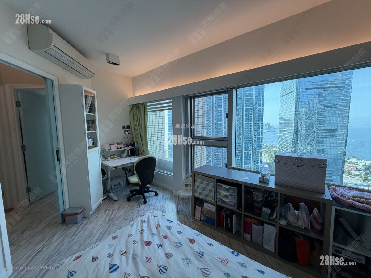 漾日居 售盘 4 房 , 3 浴室 1,681 平方尺