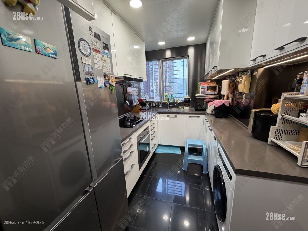 漾日居 售盘 4 房 , 3 浴室 1,681 平方尺