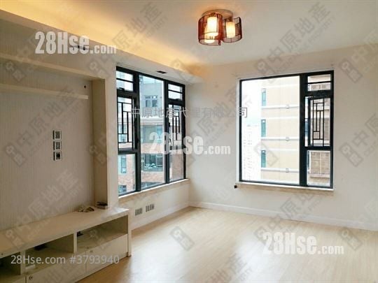 御龙居 售盘 2 房 561 平方尺