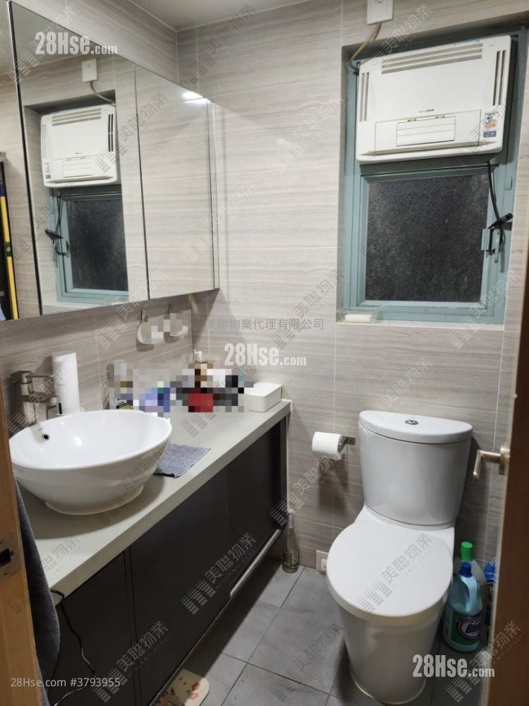 Ocean Shores Sell 2 Bedrooms , 2 Bathrooms 511 ft²